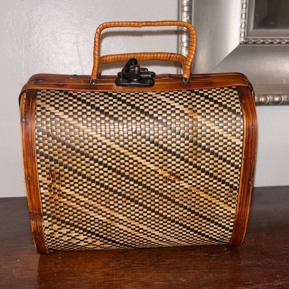 ✨SOLD✨Vintage Wood and Wicker Purse